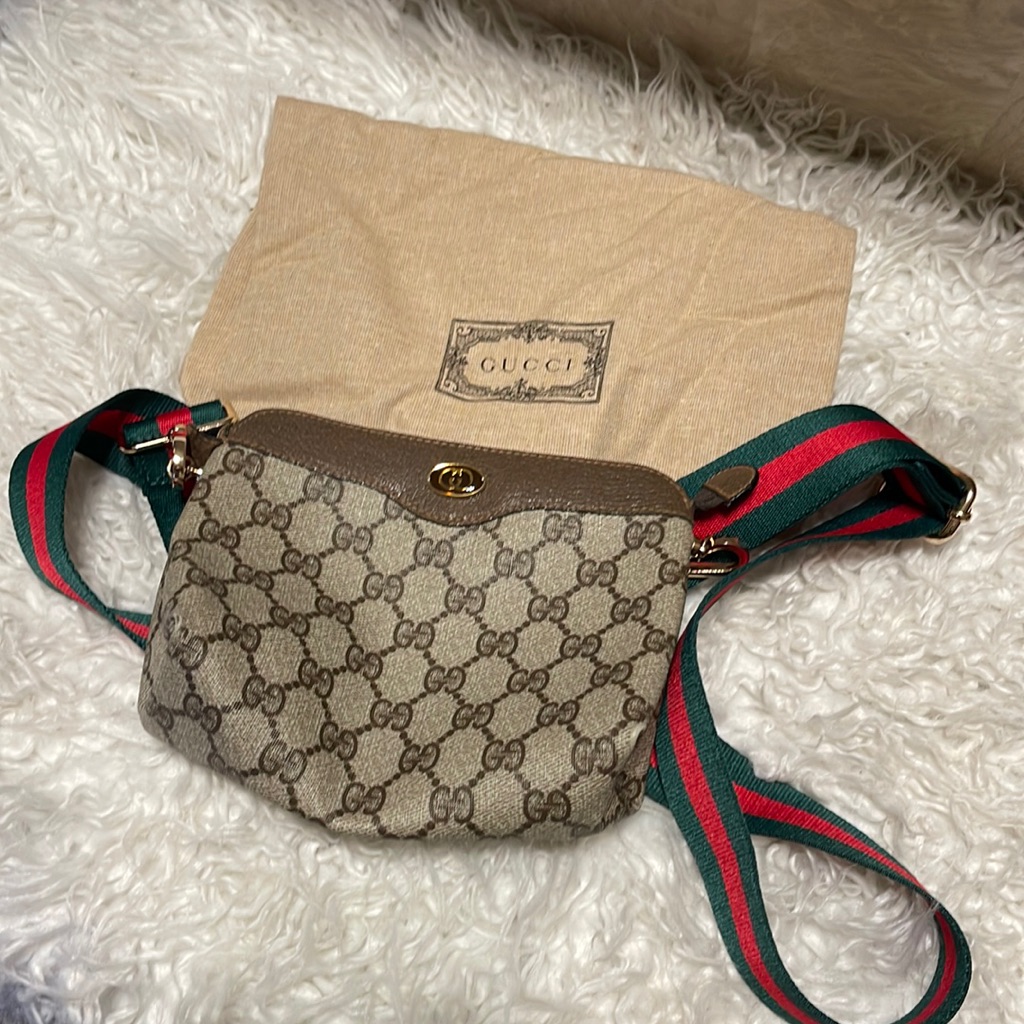 Gucci Gucci Beige Clutch Bag